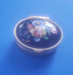 Vintage Gold Tone Flower Design Pill Trinket Box  - Picture 1 of 6