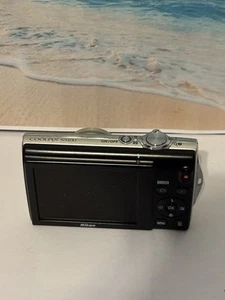 Nikon Coolpix S5100 Mit Displai Pixelfehler Linse Sauber - Bild 1 von 3