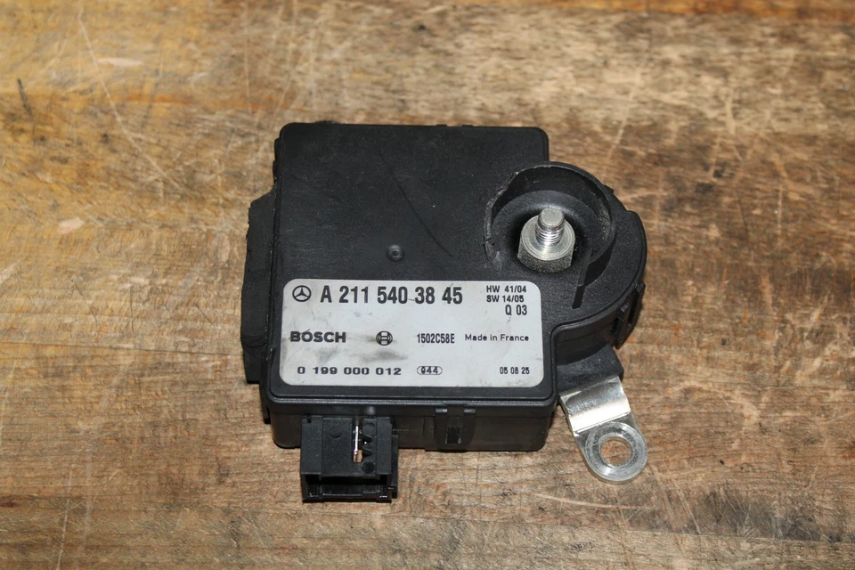 03-06 MÓDULO CARGA CONTROL BATERÍA MALETERO MERCEDES W211 CLS500 E500 A2115403845 Foto 1 de 4