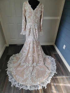 wedding dresses - Picture 1 of 23