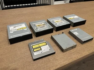 DVD/CD/ Floppy Drives Lot Of 7 Drives - Picture 1 of 11