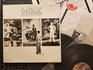 GENESIS The Lamb Lies Down On Broadway 2LPs 1974 GERMANY PRESS VG+/VG+ w/ INNERS - Picture 1 of 14