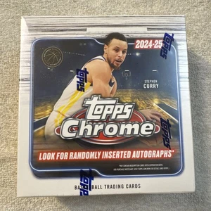 Mega caja de baloncesto NBA 2024-25 Topps cromada nueva sellada de fábrica - Imagen 1 de 3