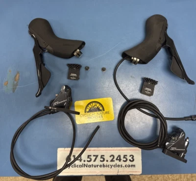 Shimano Ultegra R8020 hydraulic brakes w/levers for 2x11 drivetrain take off - Image 1 of 4