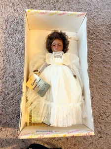 Vintage Effanbee 1984 Grand Dame Amanda mit Etikett & Boden des Kartons NRFB KEINE SCHUHE - Bild 1 von 1