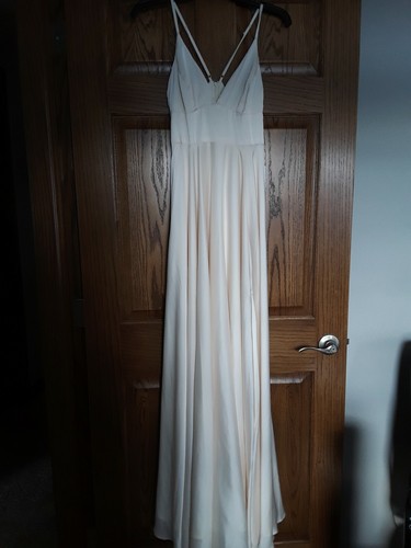 OFF WHITE Abito da ballo taglia 5 bianco sporco di Dillards lungo B darlin scollo a V abito in raso