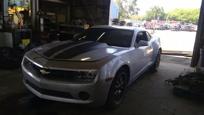 Conjunto de portador diferencial usado se adapta a: Chevrolet Camaro 2010 eje trasero AT 3,6 Foto 1 de 4