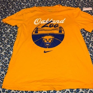 Nike Oakland Zoo T-Shirt Graphic Tee Gold Blue New Mens Medium - Picture 1 of 6
