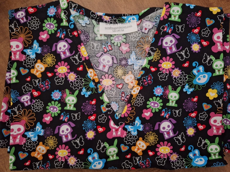 Little Skelton's & Flowers Medical Scrub Shirt MEDIUM - Image 1 of 1