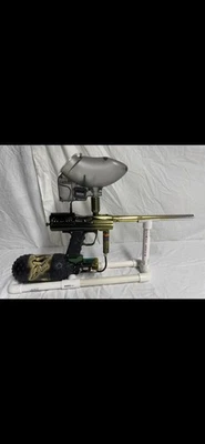 Pantalla LCD deportiva/ángel oscuro Angel Warped con aire de ángel y marcador inteligente de paintball Foto 1 de 4