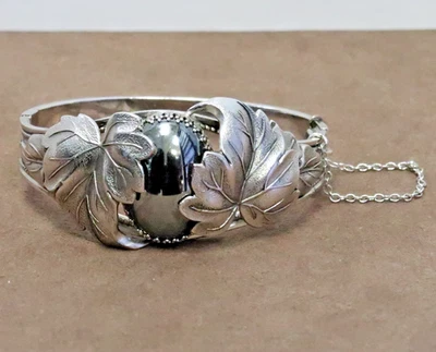 HERMOSA PULSERA BRAZALETE HEMATITA DISEÑO HOJA WHITING & DAVIS Foto 1 de 4