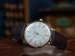 Poljot, USSR watch 1970s, 1 MChZ, Mens watch, vintage watch, Soviet slim watch - Picture 1 of 10