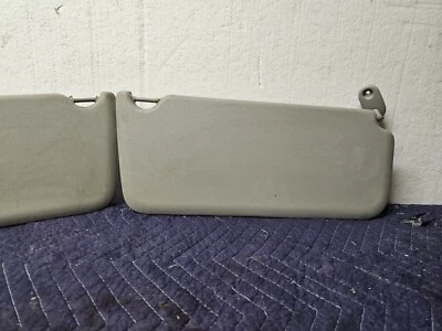 2015-2017 雪佛兰 City Express 左右前遮阳板套装一对原始设备制造商 — 第 1/4 张图片