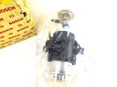 Bomba de combustible original Bosch BMW 525i 525iT 535i 535is 735i 735iL M5 0580464995 Foto 1 de 4