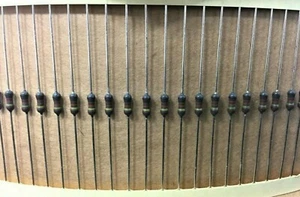 (100) 1/4W 1% Metallfilm Widerstände (0,25 Watt) 243K OHM  - Bild 1 von 3