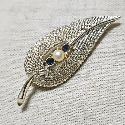 Broche de hoja de estrás numerado firmado por Marcel Boucher de colección Foto 1 de 4