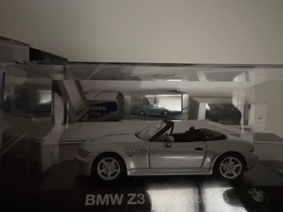 BMW Z3 1997 1998 1999 1/43 Minichamps sin caja Foto 1 de 1