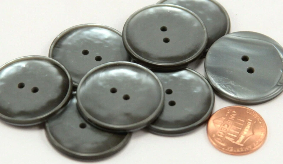 8 Large Pearlized Silver Gray Faux MOP Look Plastic Buttons 1 1/8" 28mm 6230 - Image 1 of 2
