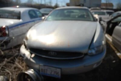 Puerta delantera derecha pasajero compatible con 95-99 Riviera 131821 Foto 1 de 4