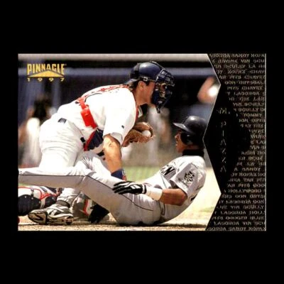 Mike Piazza 1997 Pinnacle Los Angeles Dodgers #103 R315C 96 - Image 1 of 2