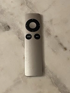 SILVER ALUMINUM IR REMOTE - Apple TV, MacBook Pro, iMac, Mac mini - Picture 1 of 7