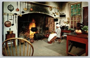 Colonial Williamsburg Virginia Governor's Palace Kitchen Chrome Postcard - Picture 1 of 2
