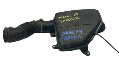 Toyota Tacoma Conector de admisión de aire Tubo Resonador Caja Conjunto OEM 1786175091 Foto 1 de 4