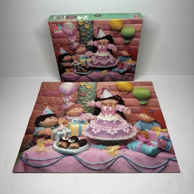 Rompecabezas completo vintage 1990 Cabbage Patch fiesta de cumpleaños para niños 24 piezas MB Foto 1 de 4