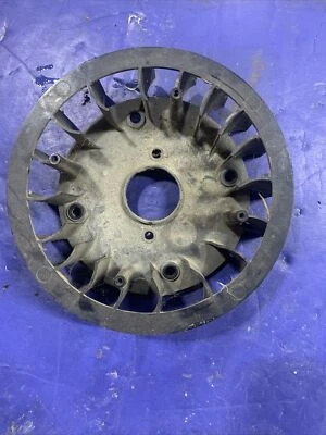 Briggs and Stratton 2 Cylinder 22 HP Engine Cooling Fan Model 44N677 - Image 1 of 2