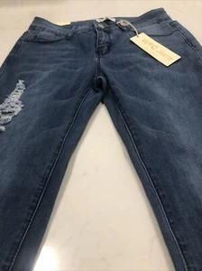NWT! WFC DENIM ANKLE SKINNY MEDIUM WASH DISTRESS JEANS SZ 7 - Picture 1 of 7