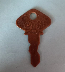 ORIGINAL VINTAGE ANTIQUE FORD MODEL T IGNITION KEY Number 61 - Picture 1 of 3