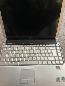Dell XPS M1330 Core 2 Duo 2ghz - 320gb, win 10, unidad de DVD + batería no funciona - Imagen 1 de 3