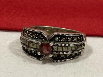 JJ Judith Jack 925 надпись серебро гранат марказит группы кольцо размер 7,75 - Изображение 1 из 4