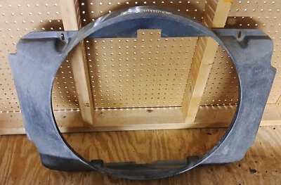 Lincoln Continental 460 1974 cubierta de ventilador usada Foto 1 de 4