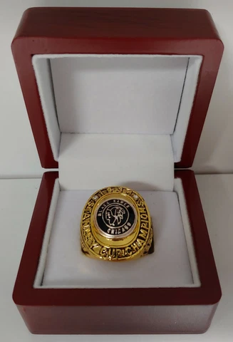 Chicago Blackhawks - 1934 Stanley Cup Ring With Wooden Display Box Cover
