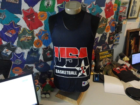 Vintage 90s USA Olympics Dream Team NBA Champion Practice Jersey M Cover