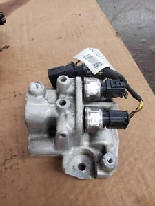 2016 PORSCHE CAYENNE Front Suspension Selft Leveling Valve Block - Picture 1 of 4