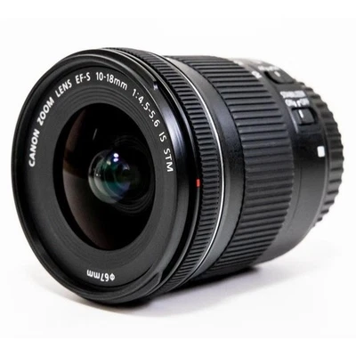 Lente ultra gran angular Canon EF-S 10-18mm IS STM utilizada con capucha JP - Imagen 1 de 4