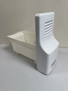 SAMSUNG OEM REFRIGERATOR ICE BUCKET DA97-08223D DA97-08223B - Picture 1 of 8
