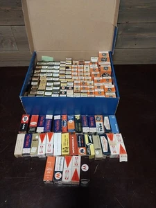 Lote De Colección De Más De 100 Tubos De Radio Eléctrica Muchas Marcas Diferentes - Imagen 1 de 9