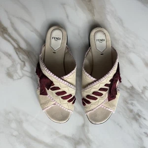 Fendi Pink and Beige Knit Bow Cross Strap Flats Sandals Size 38 - Picture 1 of 14