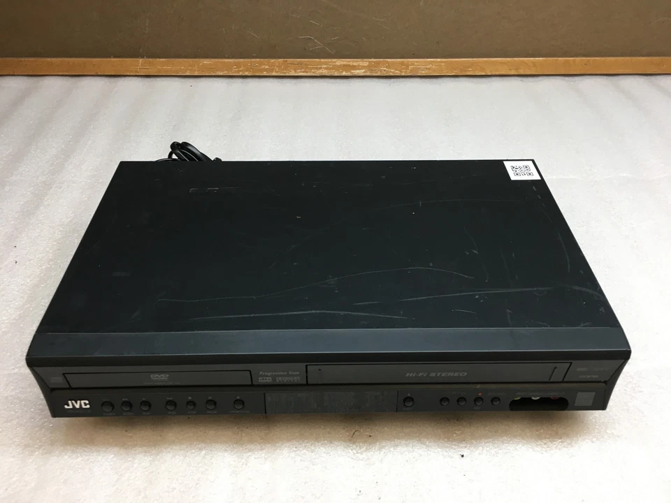 JVC HR-XVC16BU DVD CD VHS VCR Video Cassette Recorder Combo Player *NO REMOTE* - Image 1 of 4