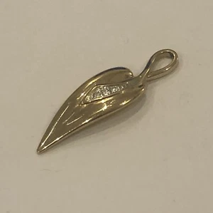 Colgante dorado con piedras transparentes bisutería - Imagen 1 de 4