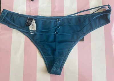 TANGA DE COLECCIÓN RARA 2015 NUEVA CON ETIQUETAS VICTORIA’S SECRET TANGA MALLA/CUERDA TRASERA GRANDE Foto 1 de 4
