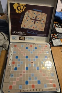 Vintage 1977 Scrabble Deluxe Edition Crossword Game Turntable Base Complete - Picture 1 of 5
