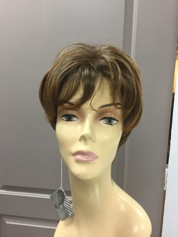 Forever Young MERCEDES Short Shag HD Wig, T1B/27 Off Black Strawberry Gold SALE - Image 1 of 1
