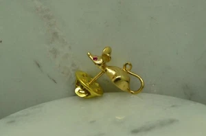 14K Yellow gold mouse with ruby eyes tie tack / lapel pin #D3763 - Picture 1 of 4