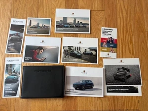 OEM 2024 Porsche Cayenne / Coupes / Hybrid/ S/Gts/turbo Hybrid Owners Manual - Picture 1 of 3