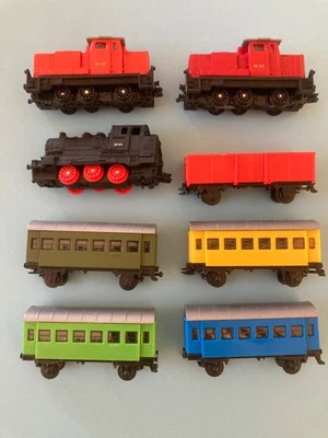 8 Siku  Train Die-Cast  Railroad Locomotive  Passenger Car Transportation - Image 1 of 4