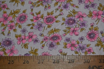 Cotton fabric, pink floral print, 44 x 2.75 yards. - Image 1 of 4